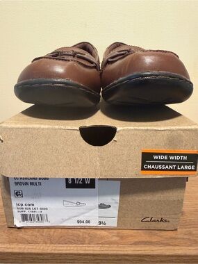 Clarks Women’s Brown Leather Loafers - 8.5 Wide